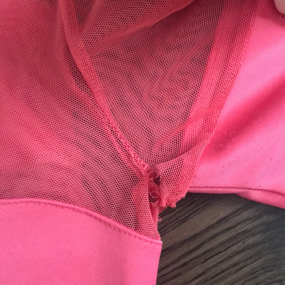 Pink Formfitting Dress - Picture 4 of 4